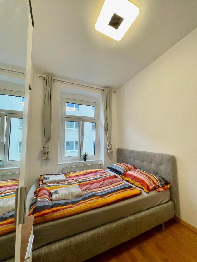 Deluxe Studio 3P Th Apartment Vienna Luaran gambar